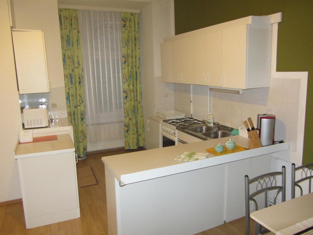 Apartment Heine 1 Wien